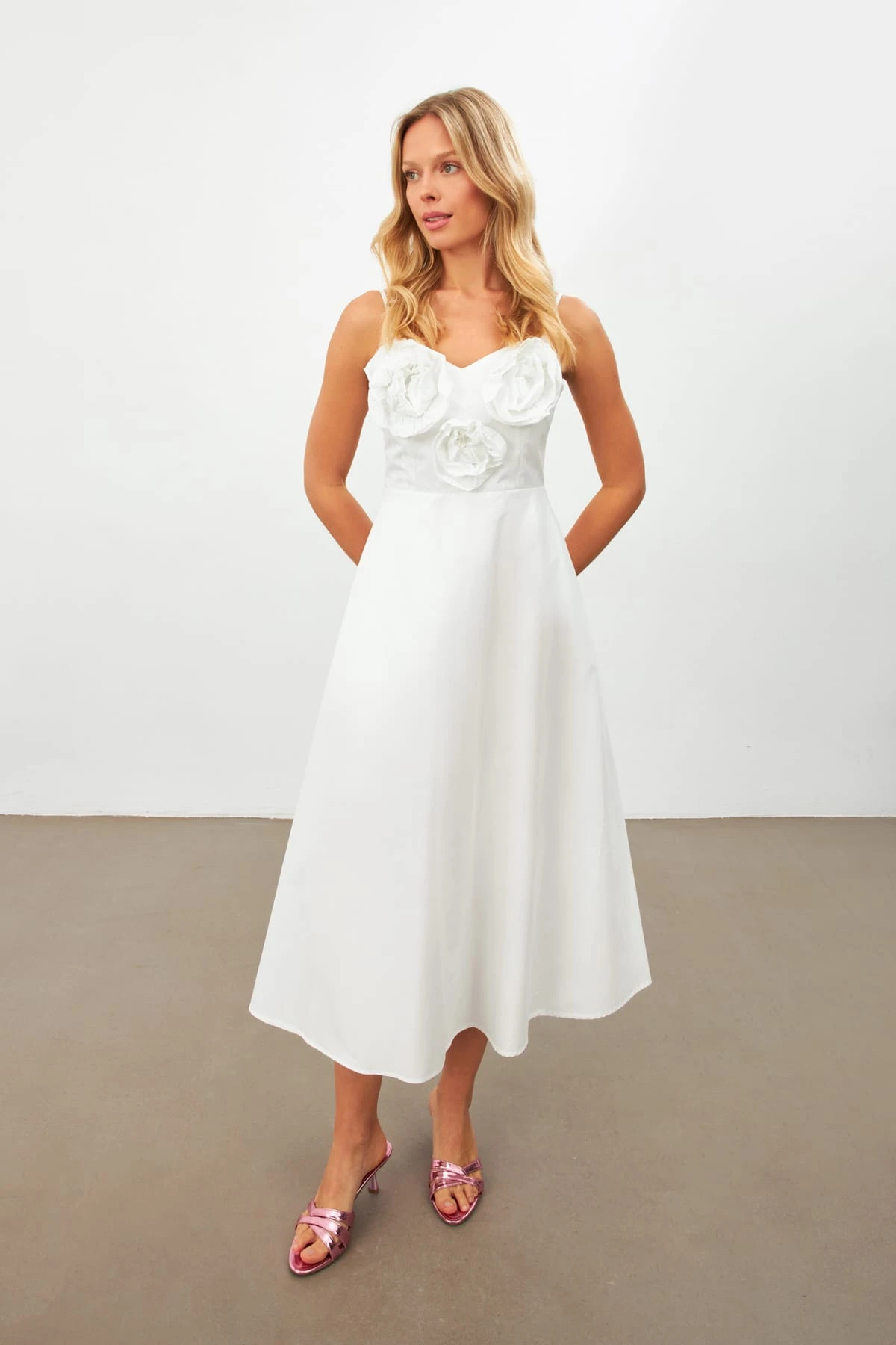 Chic 3D Floral Dress