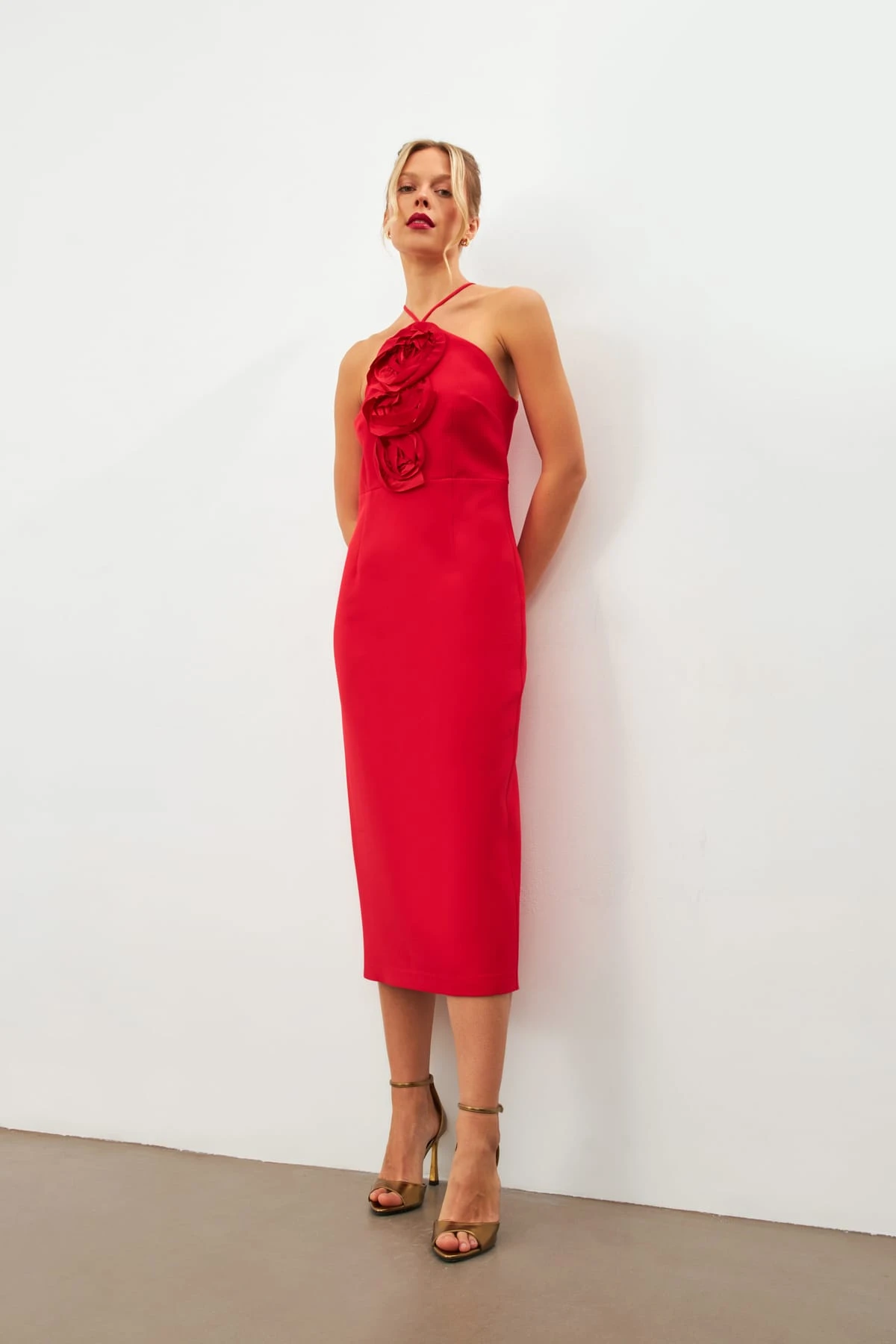 Bloom-Embellished Sleeveless Dress