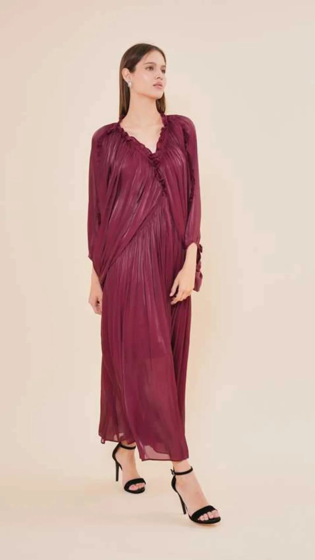 Satin- Look  Flowy Long -Sleeve Midi Dress