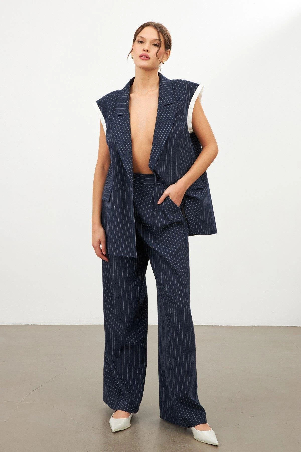 Back-Open striped Vest with Pants